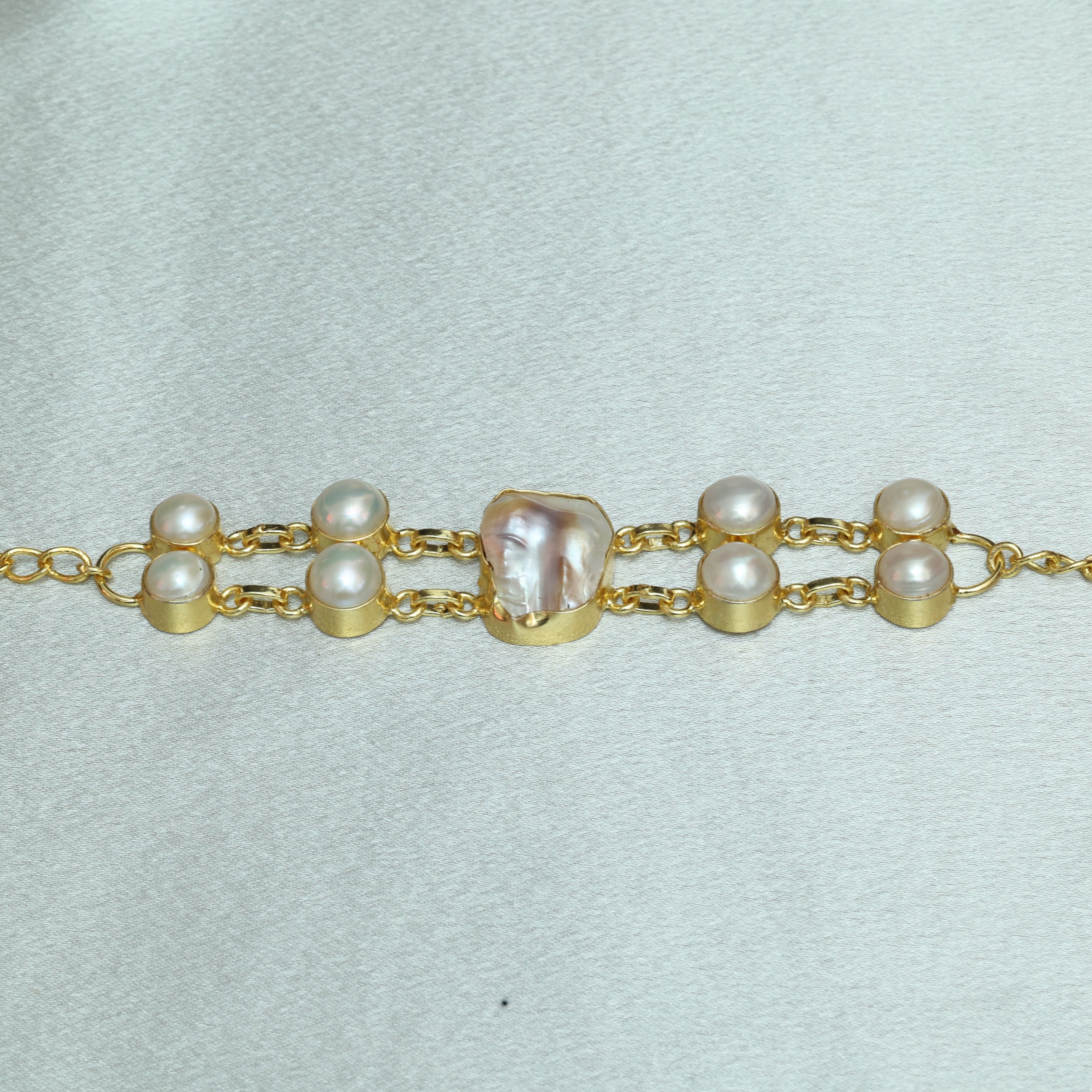 Double Layered Pearl 2 In 1 Choker/Bracelet