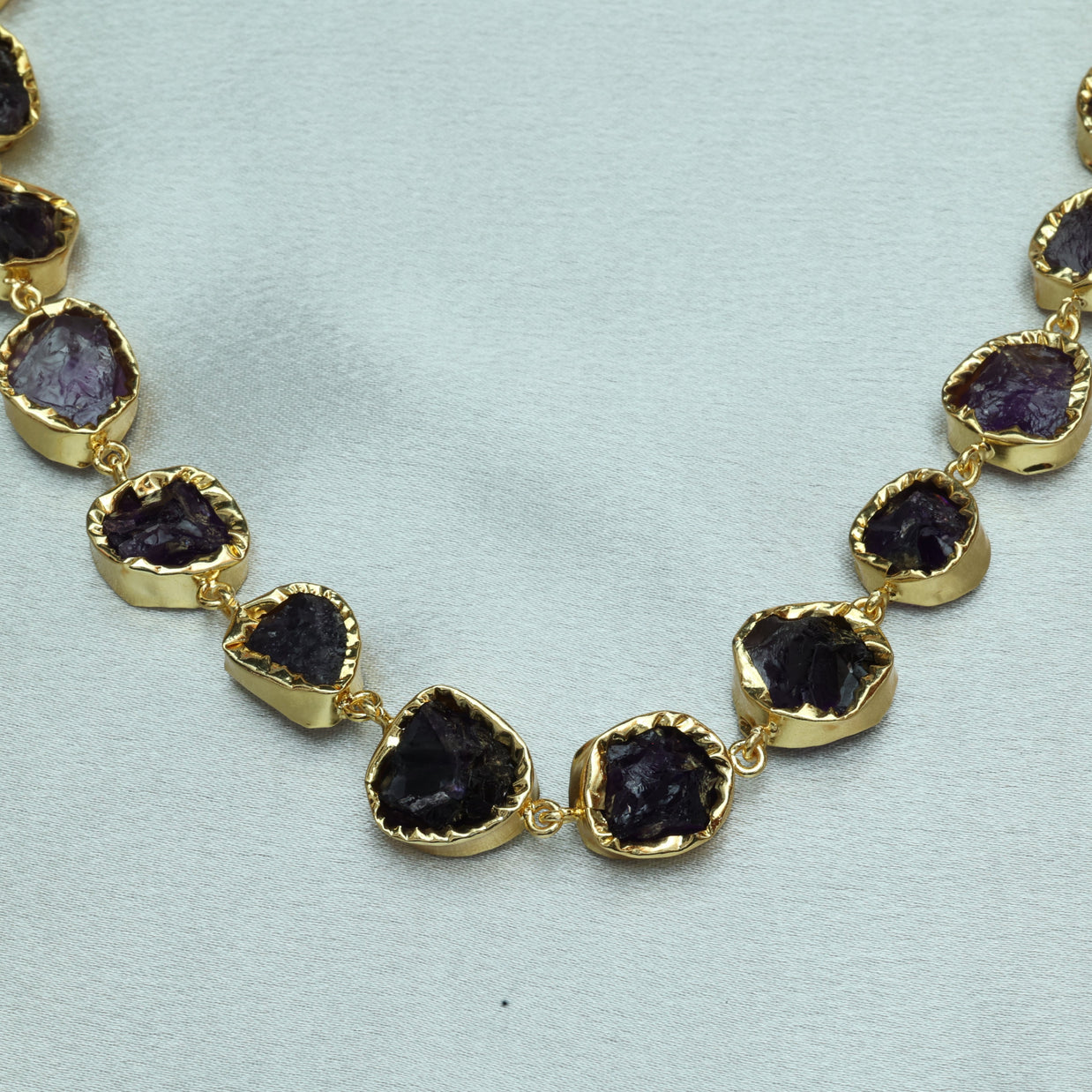 Natural Stone Embedded Chain