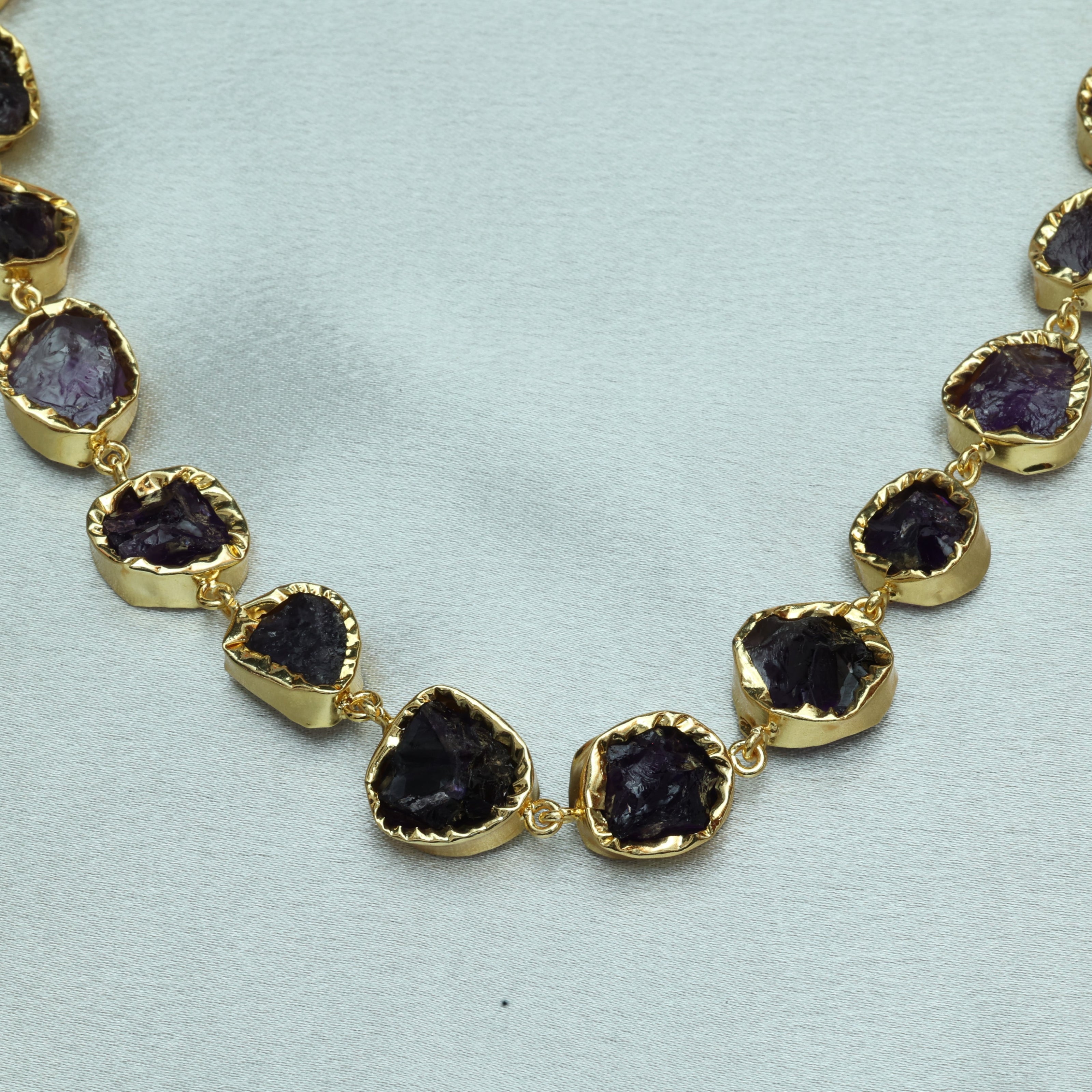 Natural Stone Embedded Chain