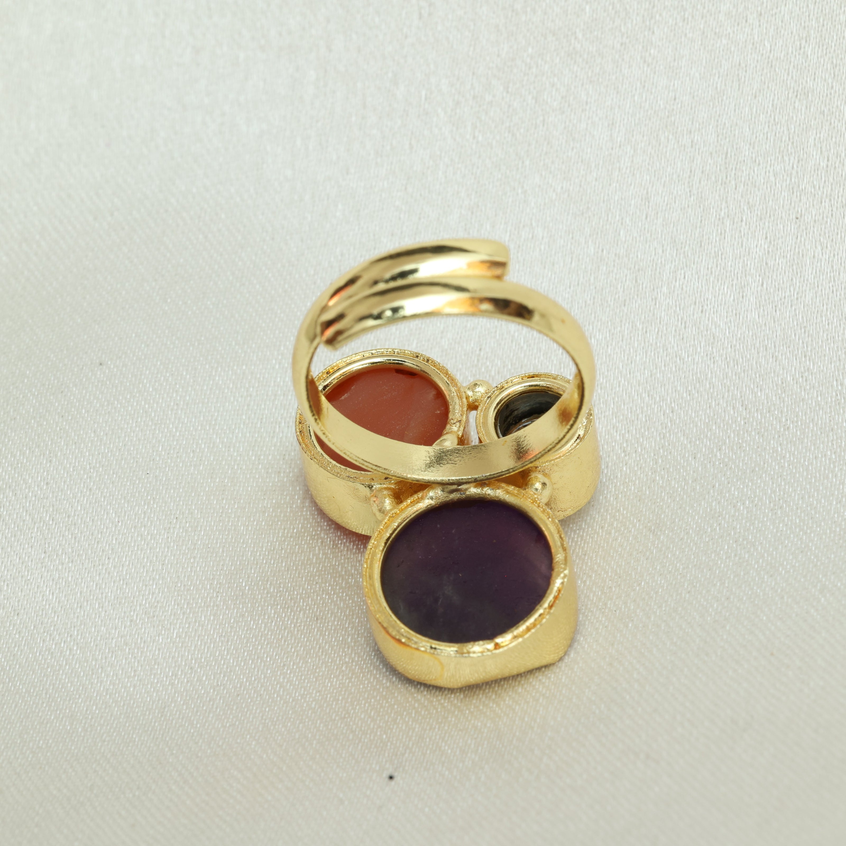 Multicoloured Natural Stone Adjustable Ring With Elegance Of Pearl 18K Gold Plated