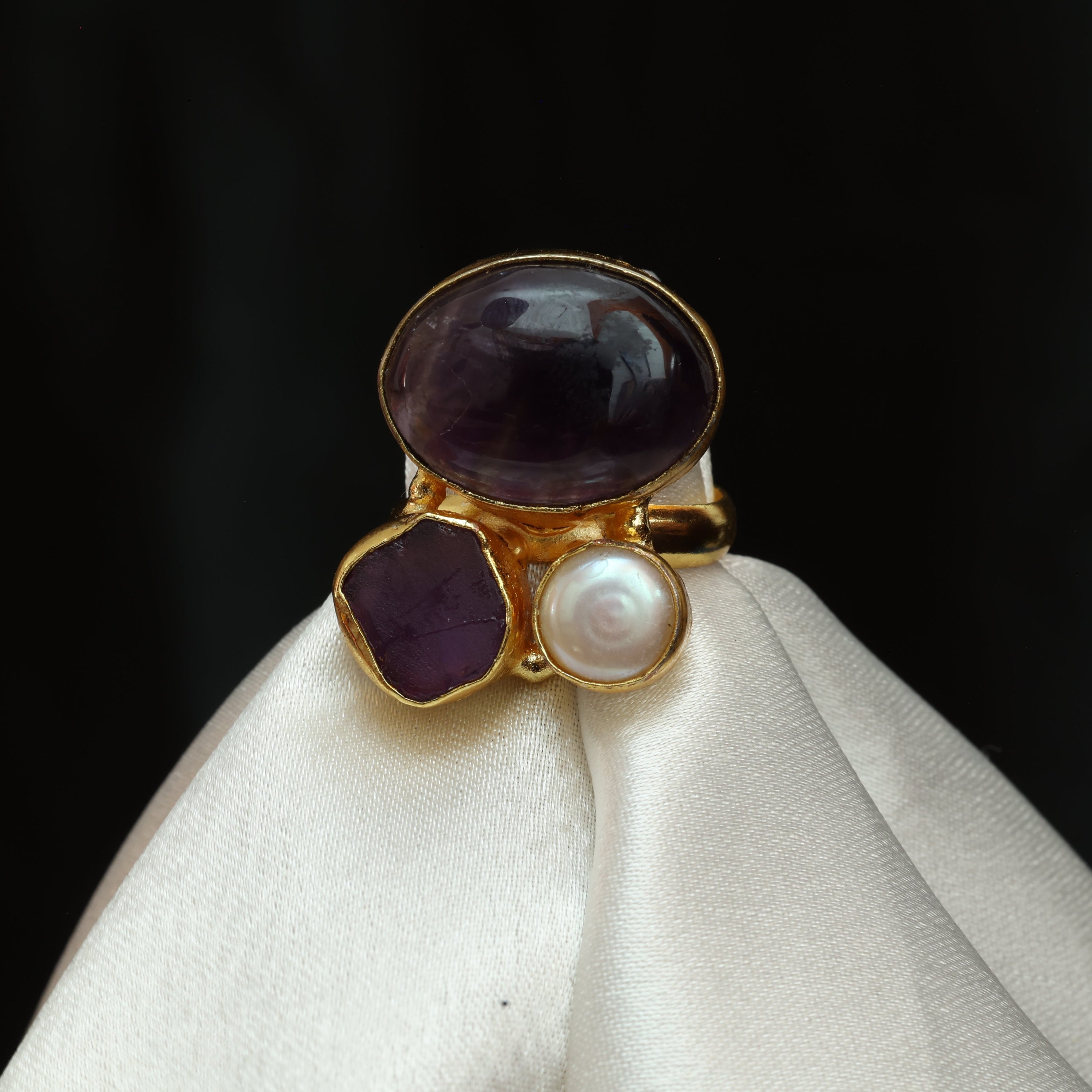 Multicoloured Natural Stone Adjustable Ring With Elegance Of Pearl 18K Gold Plated