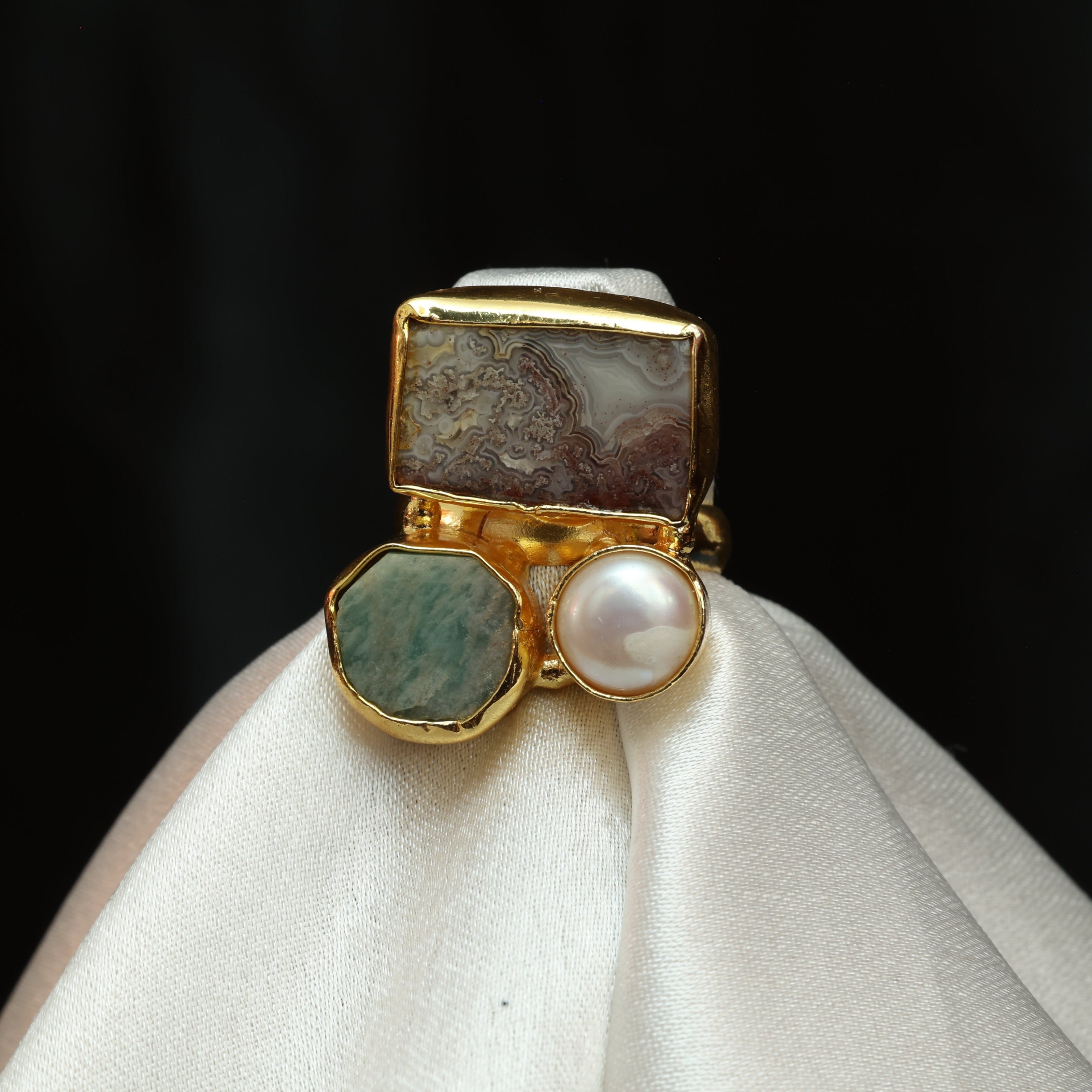 Multicoloured Natural Stone Adjustable Ring With Elegance Of Pearl 18K Gold Plated